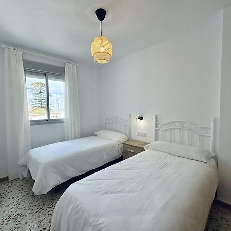 Apartamentos Turisticos Santo Rostro Chipiona Luaran gambar