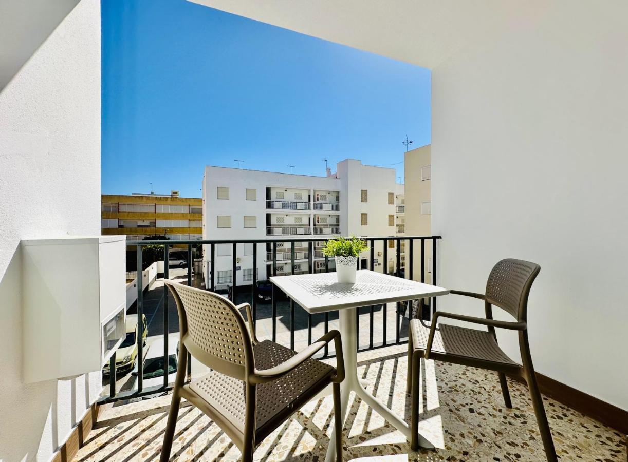 Apartamentos Turisticos Santo Rostro Chipiona Luaran gambar