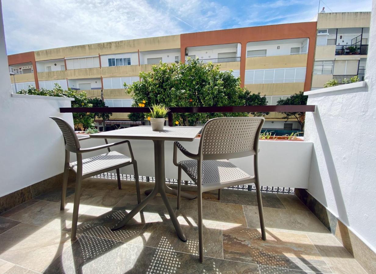 Apartamentos Turisticos Santo Rostro Chipiona Luaran gambar