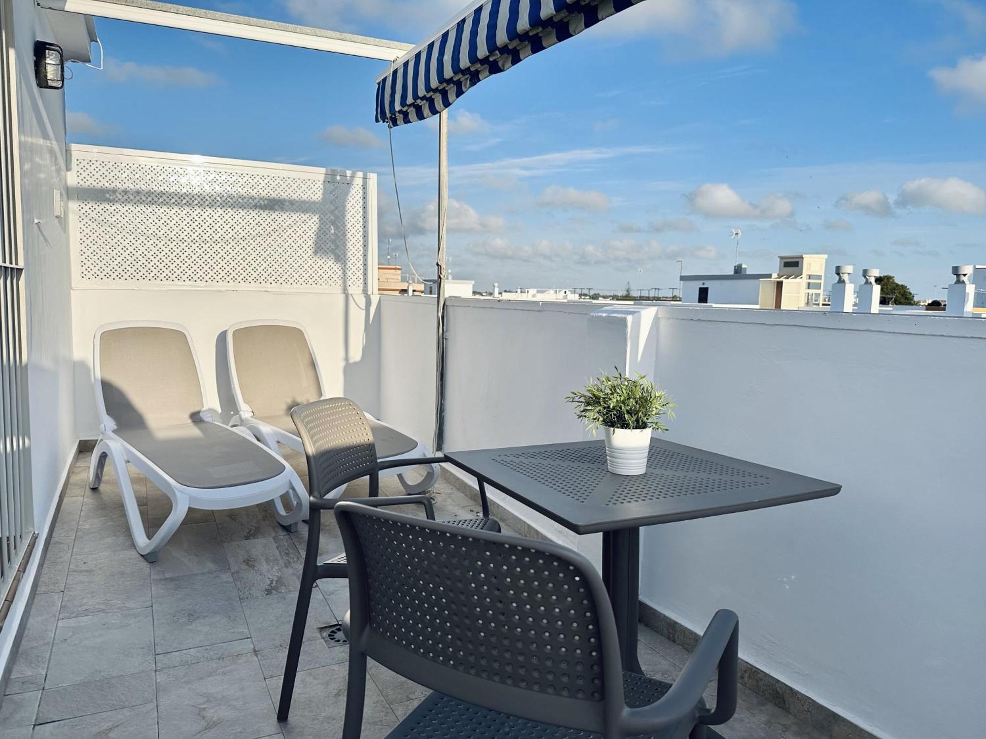 Apartamentos Turisticos Santo Rostro Chipiona Luaran gambar